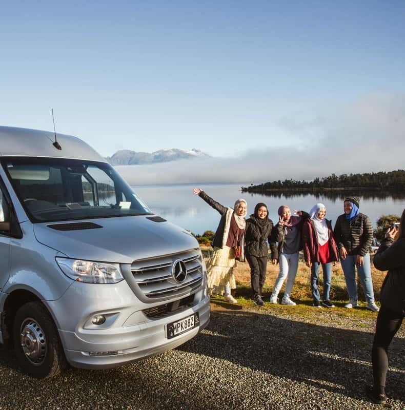 From Queenstown: Milford Sound Day Trip with Cruise & Flight